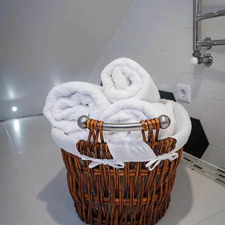 Luxury - Hot Tub & Sauna * 발미에라