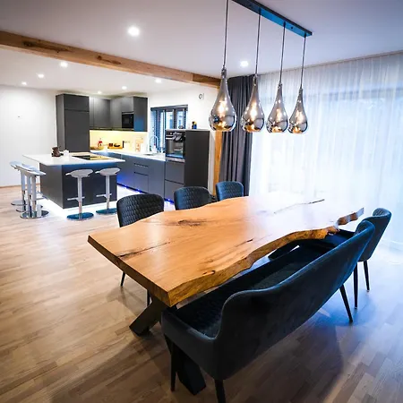 Holiday home Luxury - Hot Tub & Sauna *
